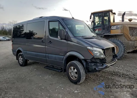 2016 Mercedes-Benz Sprinter 2500 из США, поврежденный, VIN WDZCE7CD6GP312945